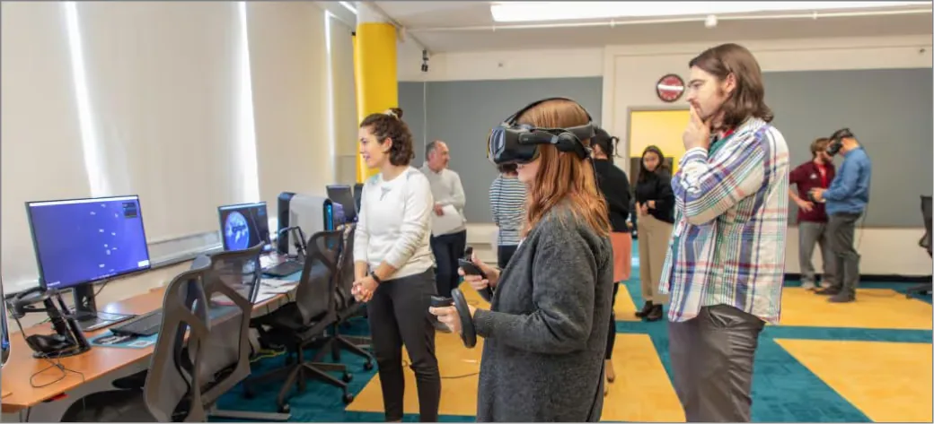 AR and VR experience centres for colleges, built on Jio Glass: XR simulations