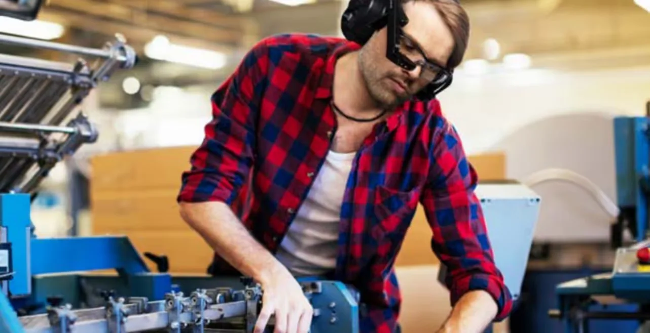 Vuzix smart glasses for assembly, maintenance, quality and training: What the demo shows
