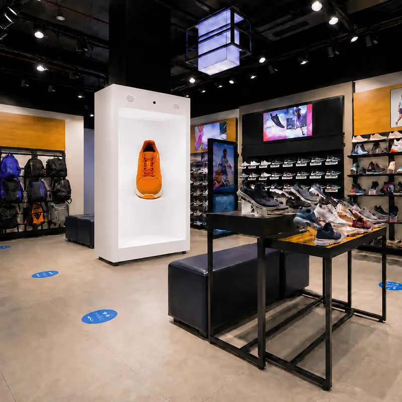 How a global footwear brand uses a hologram display in its flagship store: What it means for manufacturers